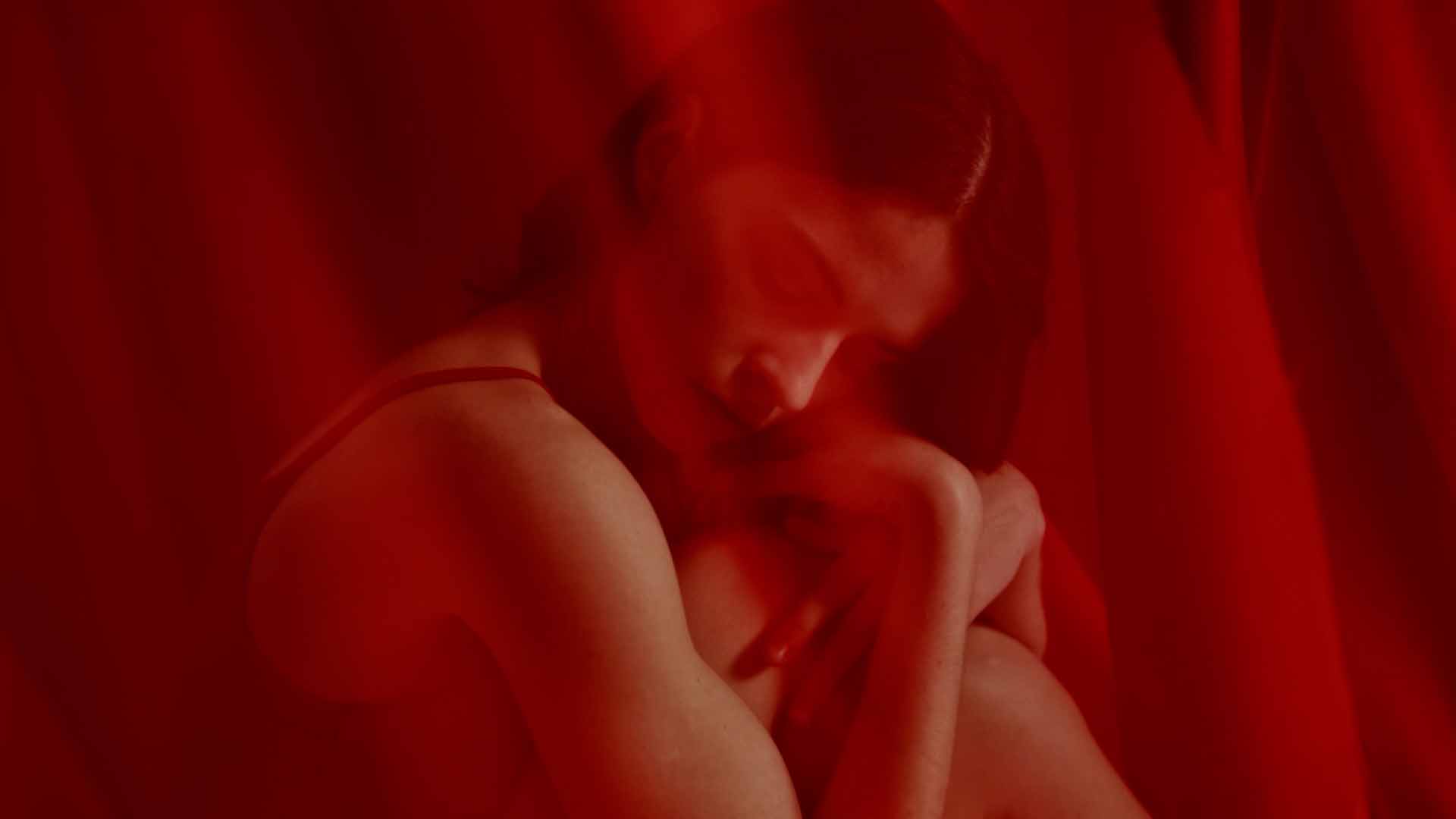 Bad Bitch (Ft Behzad Leito , Sepehr Khalse & Canis).00_01_54_15.Still009